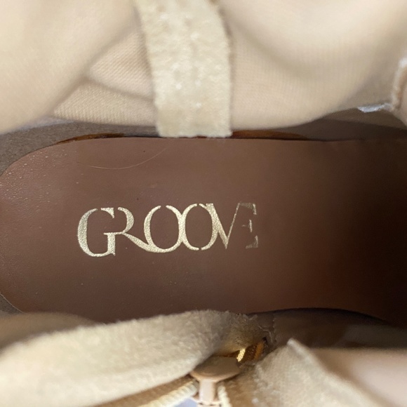 GROOVE Beige Faux Suede Go-Go Boots Stretch Boots Size 7.5, 2.75" Heel - Picture 11 of 11